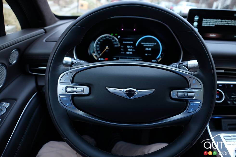 We drive the 2021 Genesis GV80