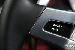 2015 Porsche Panamera GTS steering wheel detail