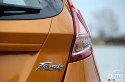 2016 Ford Fiesta SE model badge