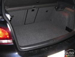 Cargo space in trunk