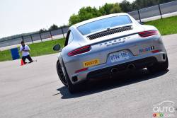 Vue arrière de l'expérience de conduite de la Porsche 911 2016