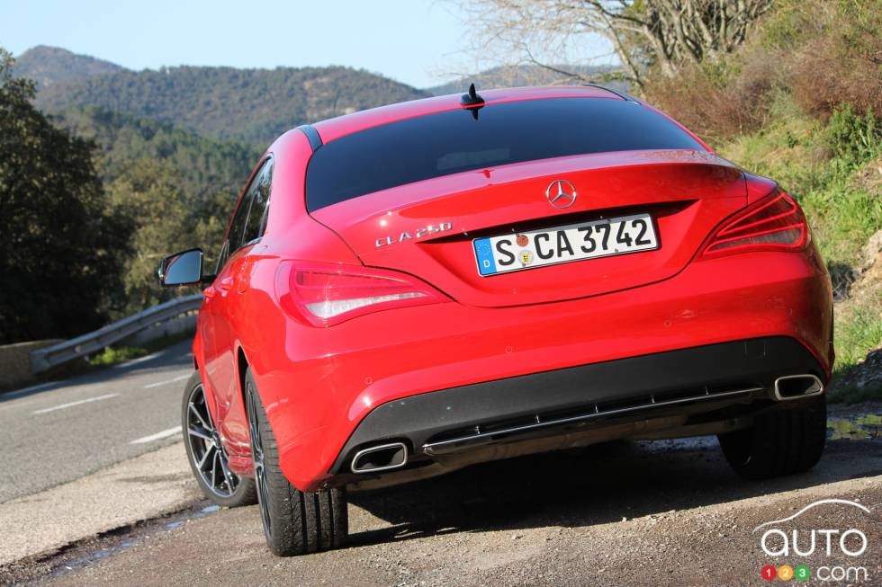 Vue arrière en angle