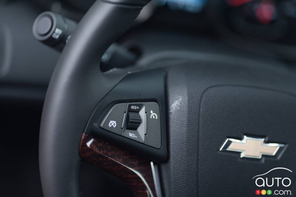 Steering wheel controls