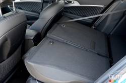 Folding rear bench seat of the 2019 Genesis-G70-2.0T-Sport-RWD