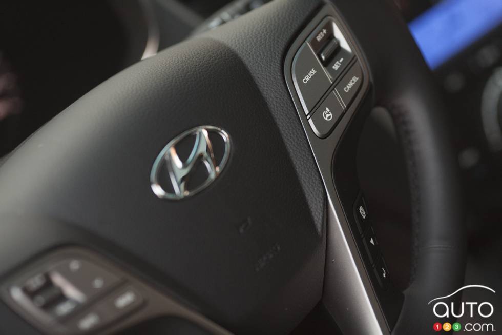 Steering wheel with controls