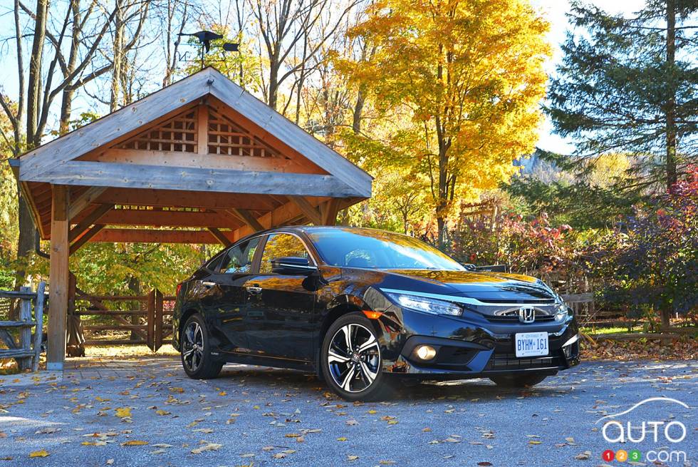 2016 Honda civic front 3/4 view