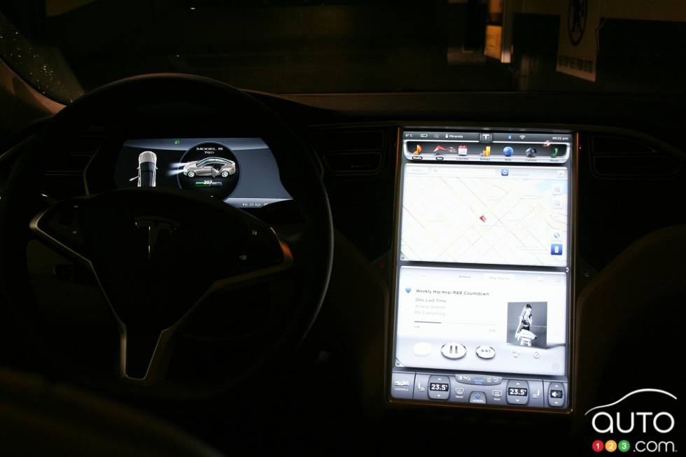 Infotainement display