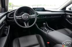 Nous conduisons la Mazda3 berline 2019