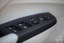 Power windows controls