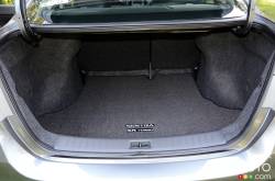 2017 Nissan Sentra SR Turbo trunk
