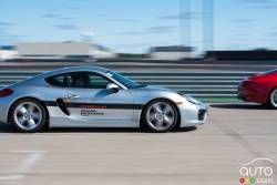 Porsche Cayman S sur le circuit ICAR