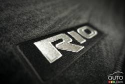 2016 Kia Rio 5 SX interior details