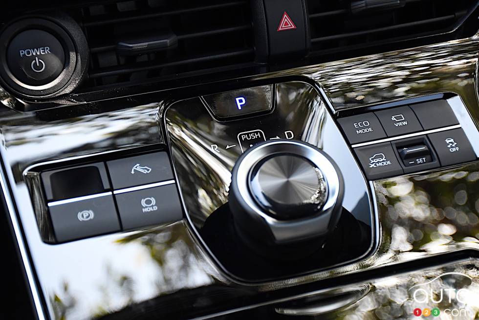 Nous conduisons le Toyota bZ4X 2023