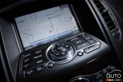 navigation system and control buttons