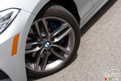 2015 BMW 228i xDrive Cabriolet wheel