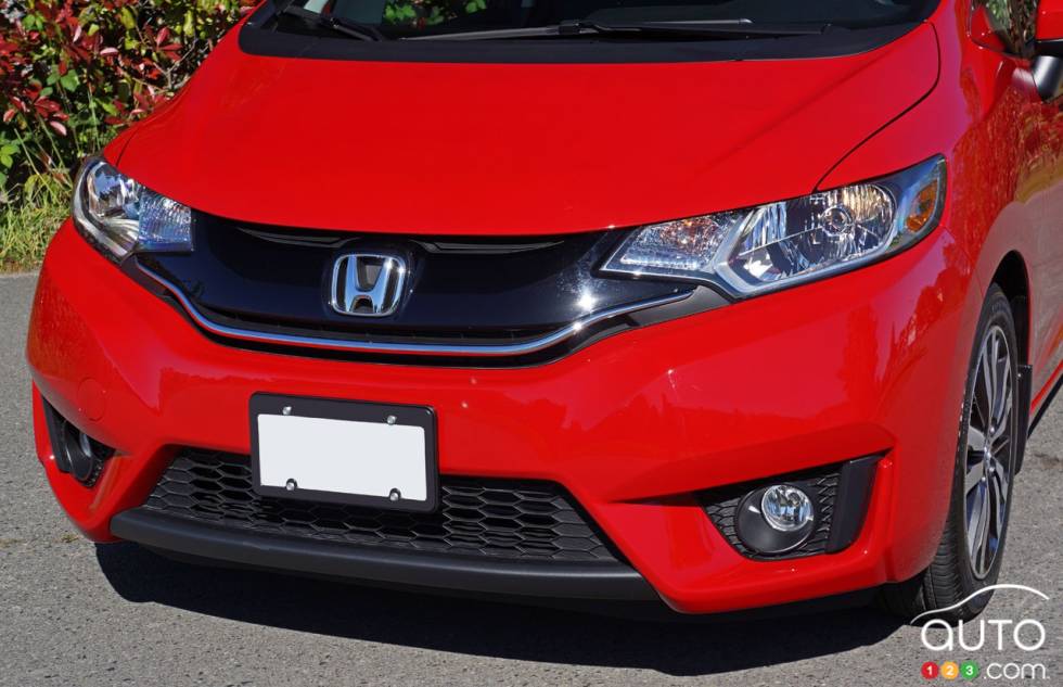 2016 Honda Fit EX-L Navi front grille