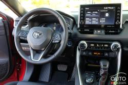 Nous conduisons le Toyota RAV4 Prime 2021