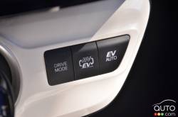 2017 Toyota Prius Prime driving mode controls