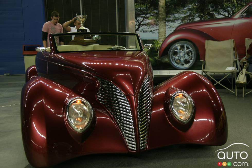 Montreal National Sport Compact 2006