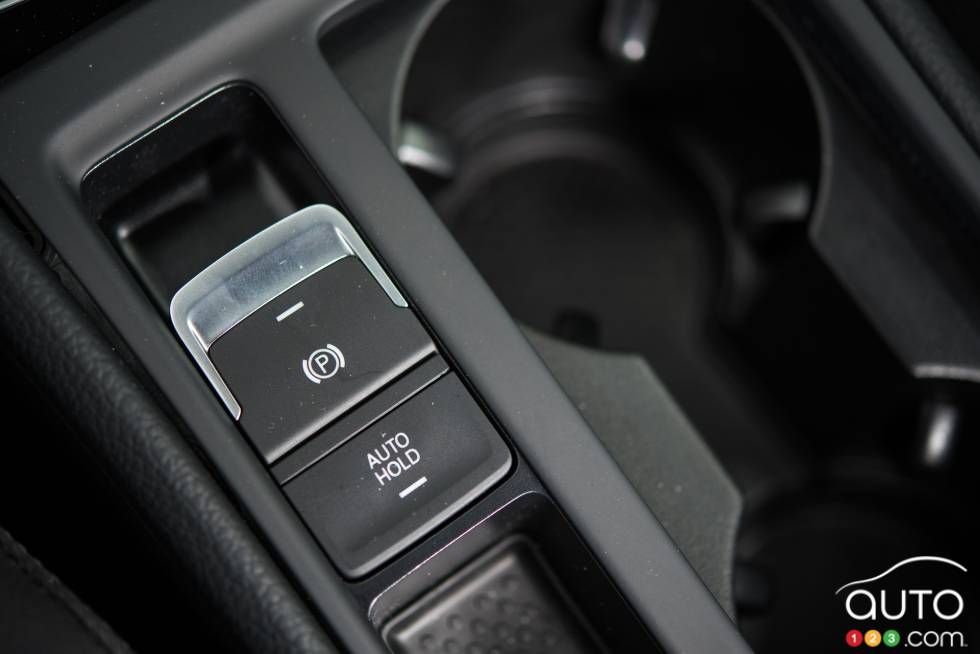 Frein de stationnement électrique de la Volkswagen Golf R 2016