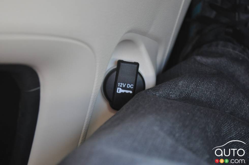 emplacement d'une prise de courant auxilliaire