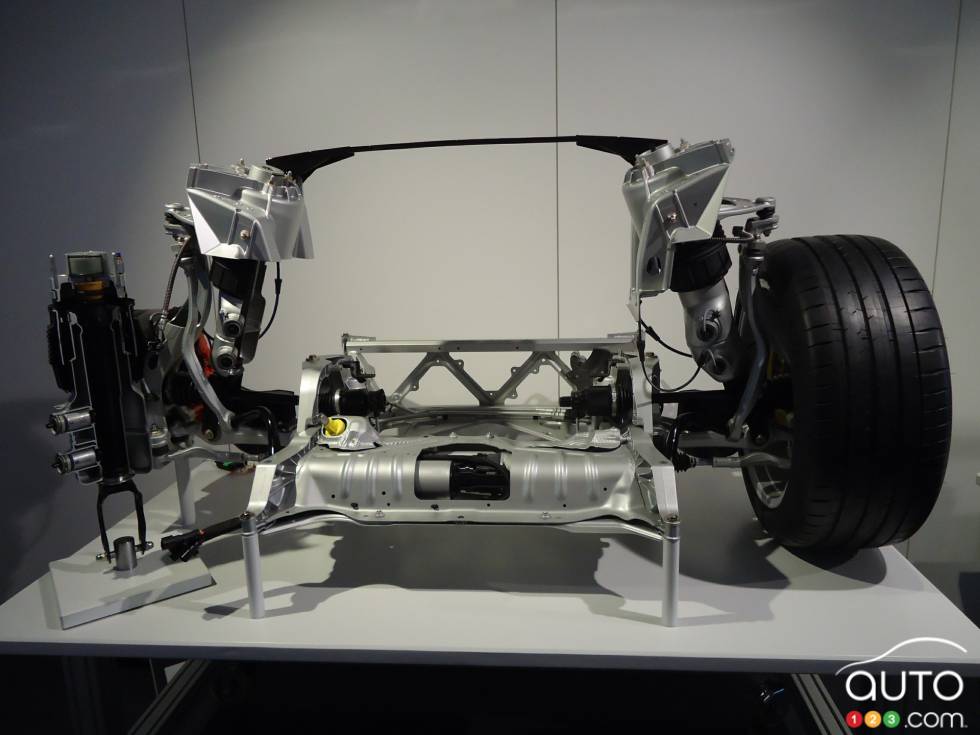 2017 Porsche Panamera Turbo details