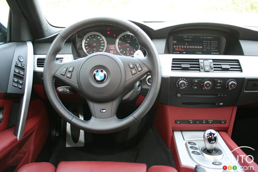 BMW M5 Sedan 2006