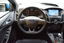 2017 Ford Focus RS cockpit