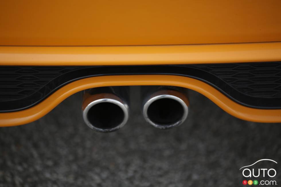 détails du pot d'échappement