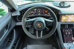 Nous conduisons la Porsche Taycan GTS Sport Turismo 2022