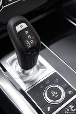 2016 Range Rover TD6 shift knob