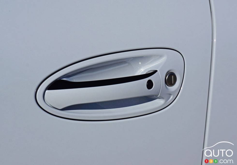 2016 Porsche Panamera GTS keyless door handle