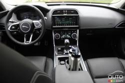 Nous conduisons la Jaguar XE 2020