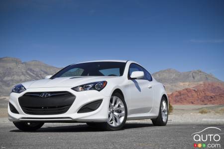 2013 Hyundai Genesis Coupe picture gallery