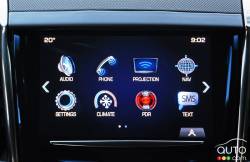 2016 Cadillac ATS V Coupe infotainement controls