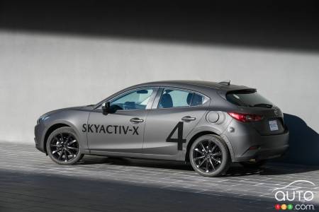 Mazda SKYACTIV-X pictures