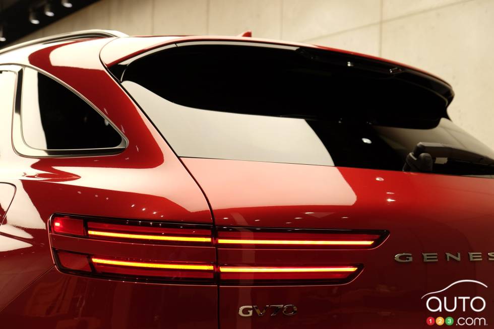 Introducing the 2022 Genesis GV70