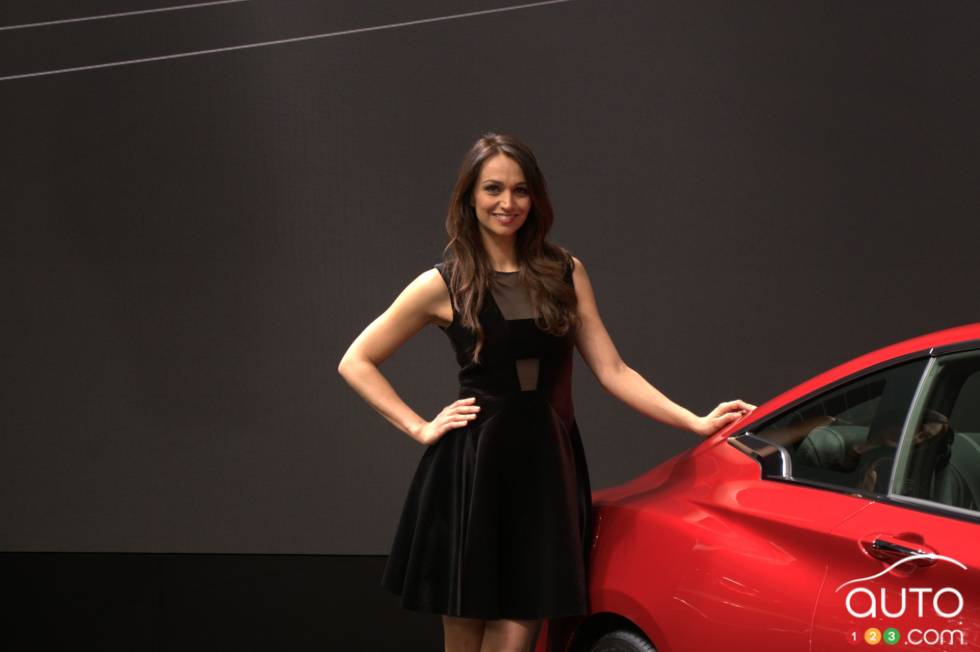 2016 Geneva Autoshow car babes